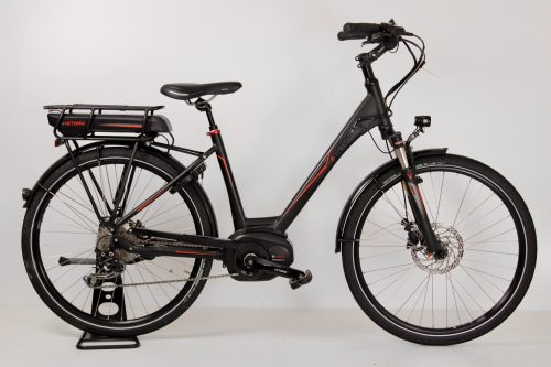 Victoria eTrekking 26” Elektromos Kerékpár, 500Wh, 10 fokozatú Shimano Deore váltó, 45 cm vázméret, Bosch Performance Line 
